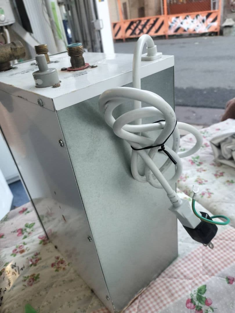 LIXIL 小型電気温水器 ゆプラス EHPN F6N4 6L お買い得