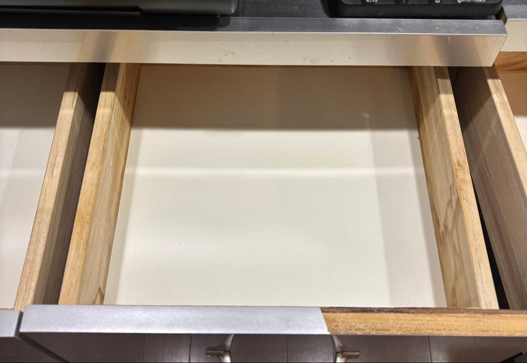 【値下げ】unico ウニコ STRADA ストラーダ 食器棚3月中に発送予定