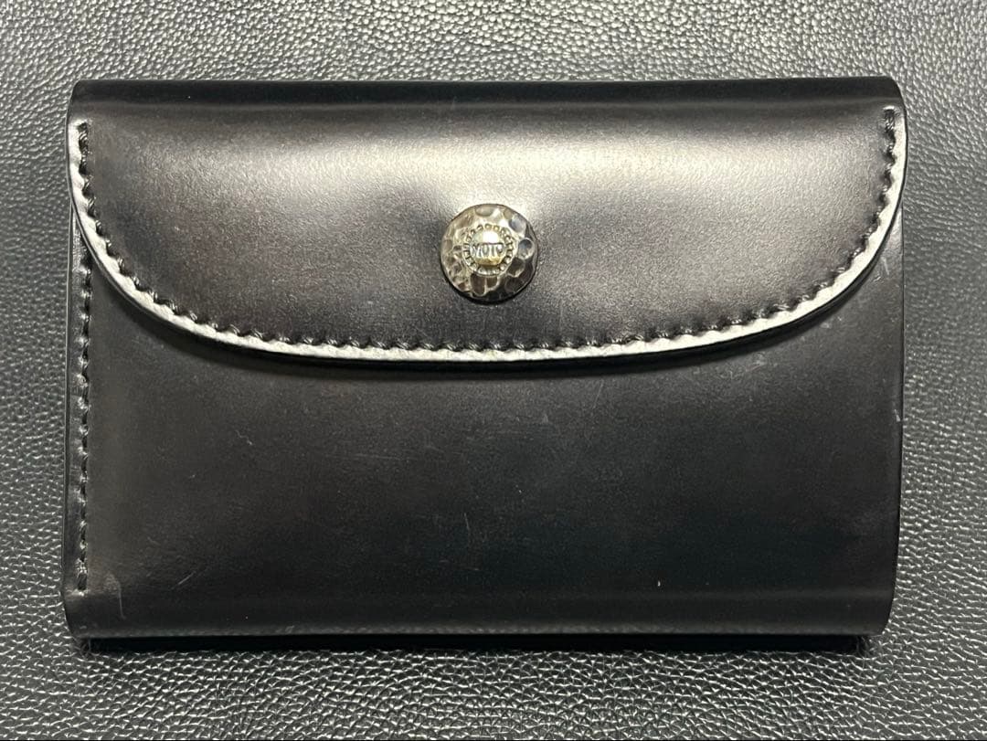 【emu】MOTO モト　ミドルウォレット　コードバン　ROCADO社