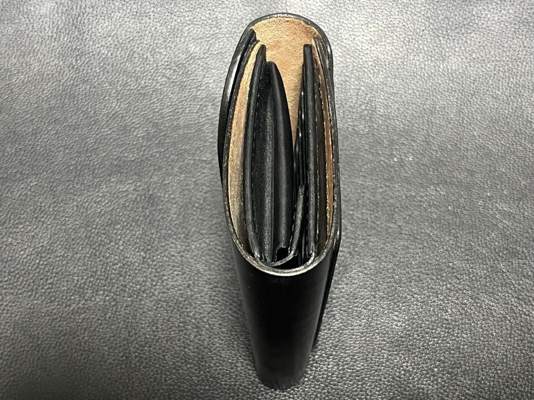 【emu】MOTO モト　ミドルウォレット　コードバン　ROCADO社