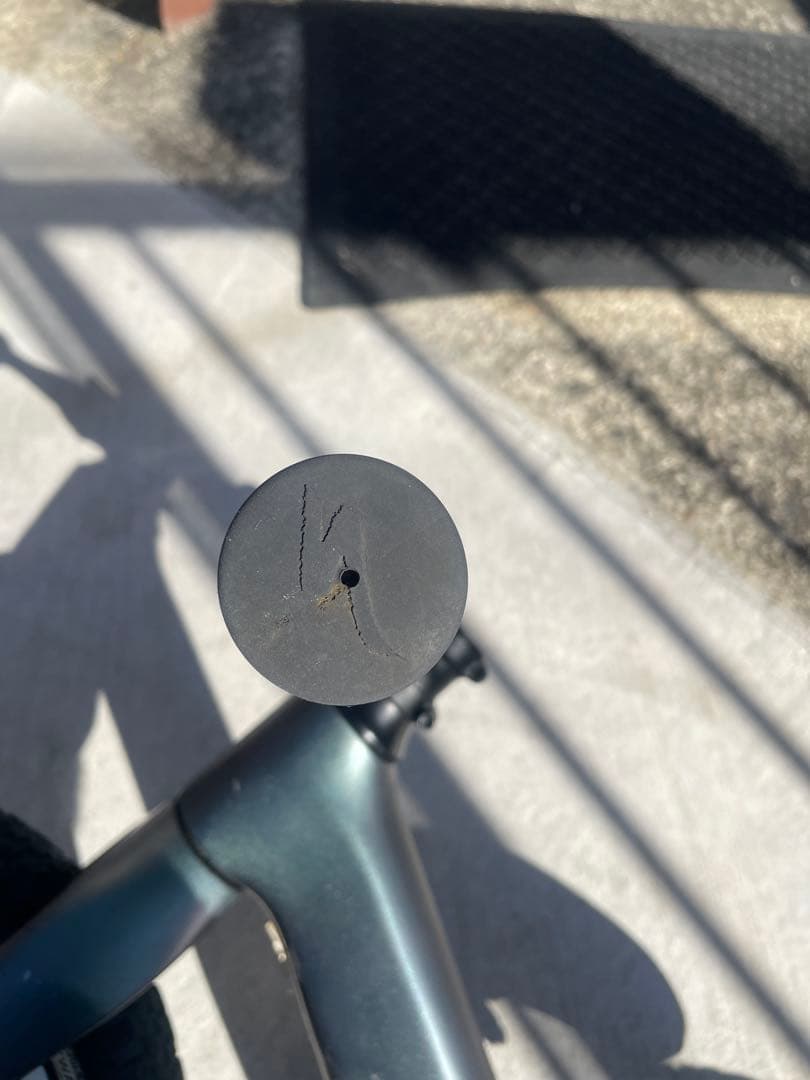 SPECIALIZED HOTWALK CARBON キッズバイク カーボン製