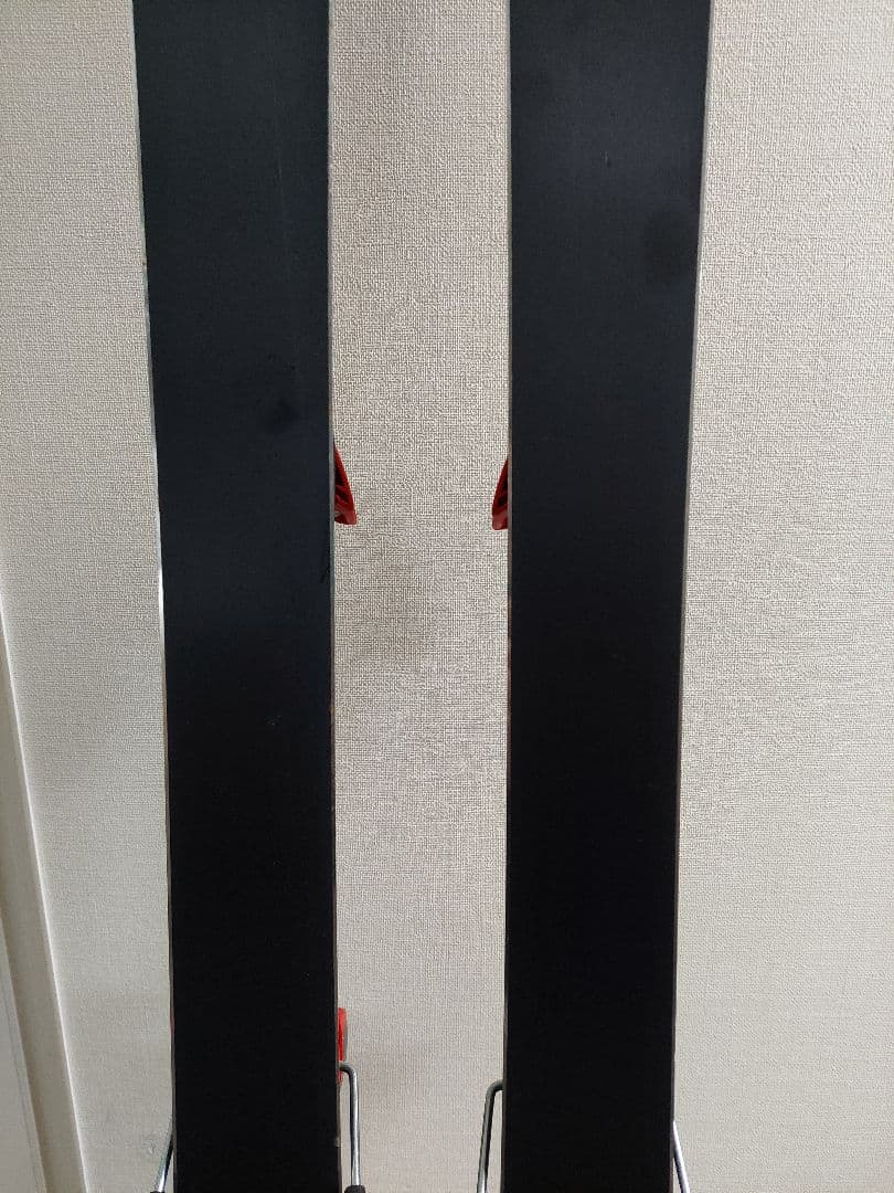 Atomic レッドスターJX スキー板