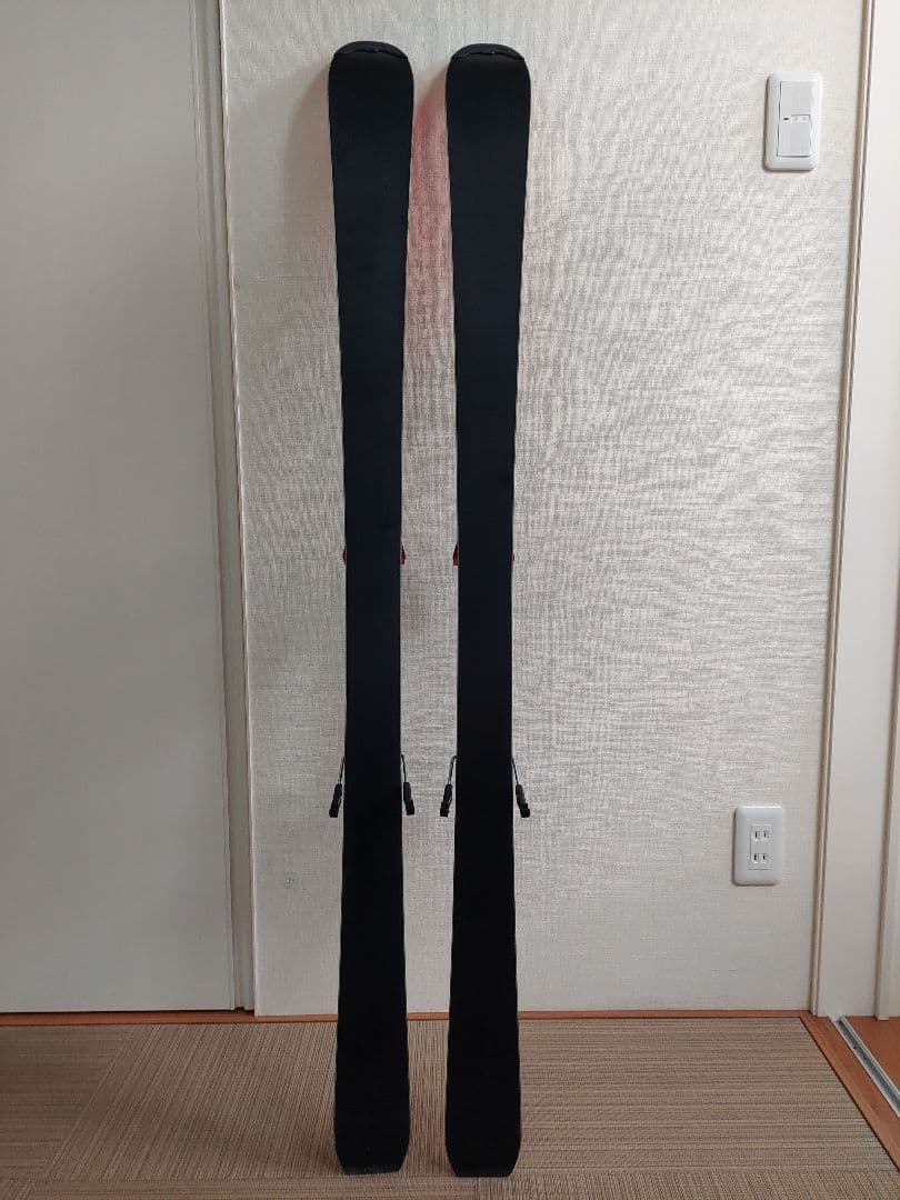 Atomic レッドスターJX スキー板