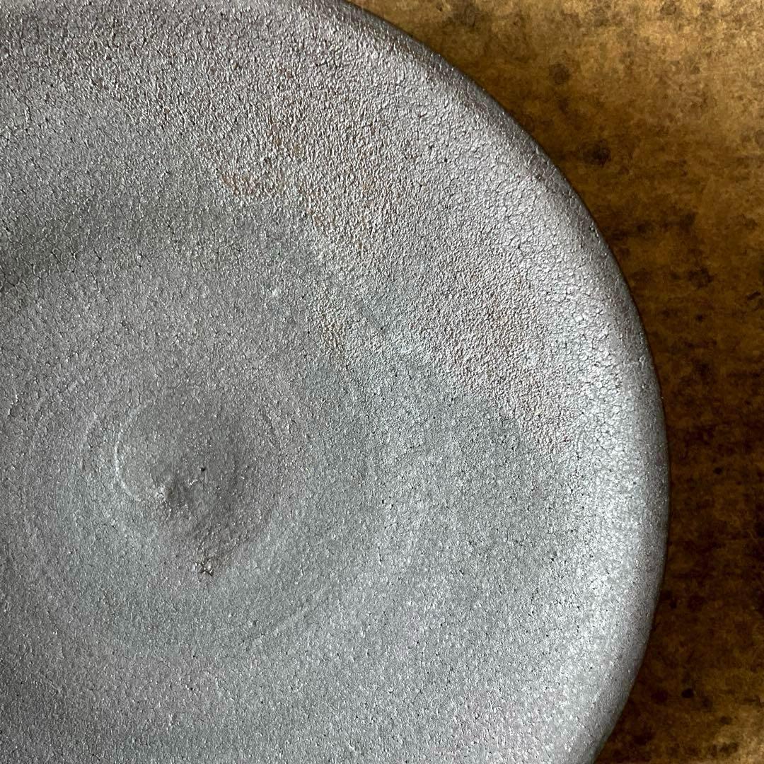 ぴーちゃん 【和モダン】美濃焼　黒錆マット平皿 M