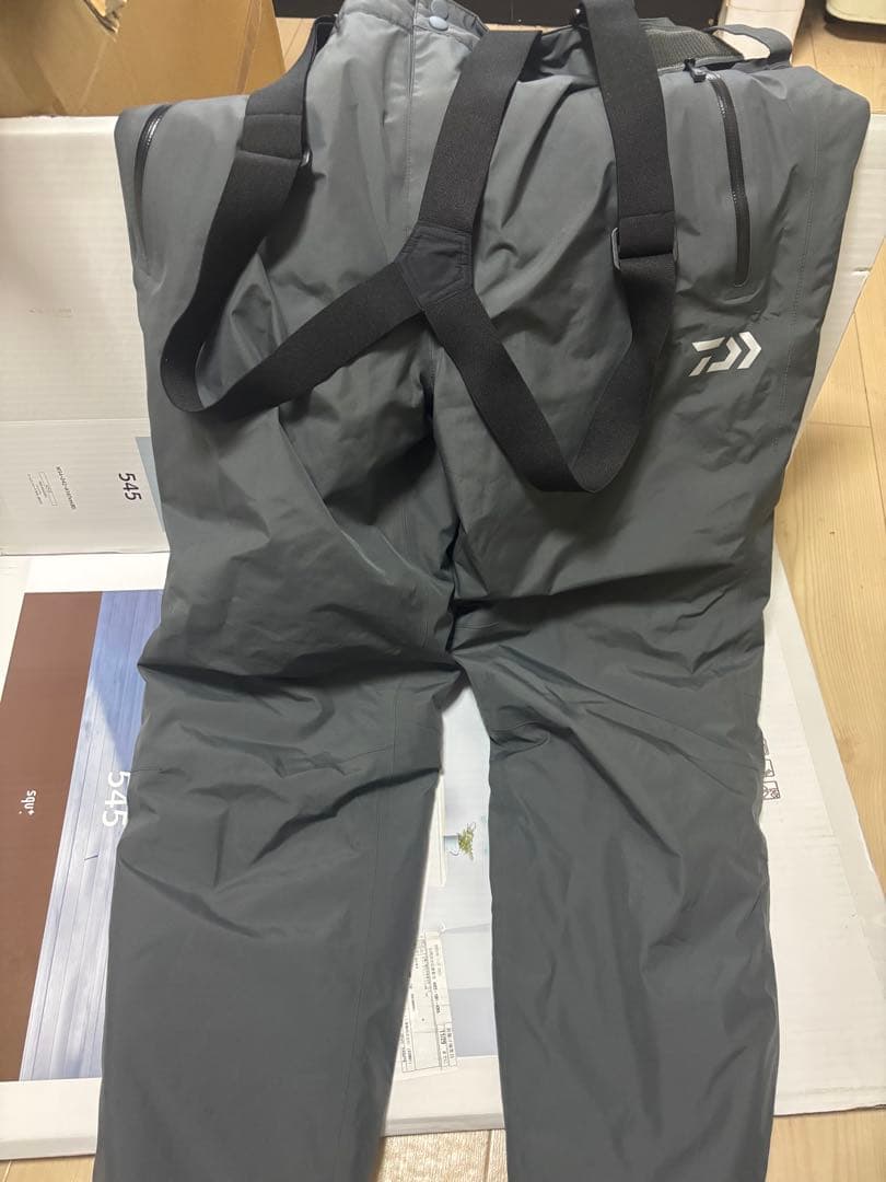 ネ*ね様 ダイワ　ウィンタースーツ　防寒防水ウェア　上下セット