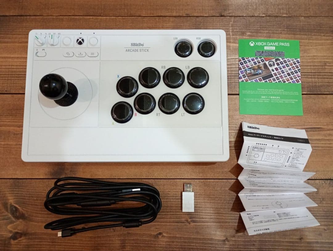8BitDo アーケードスティック for Xbox コントローラー ホワイト