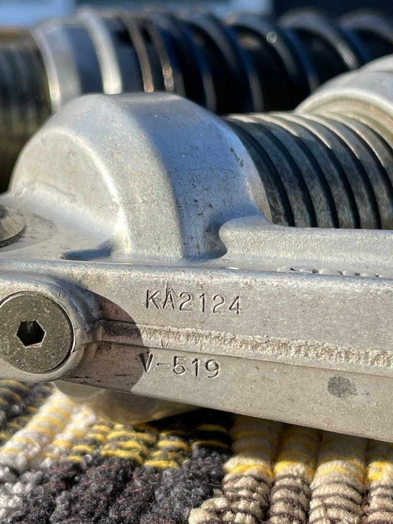 オーリンズ　KA2124 V-519