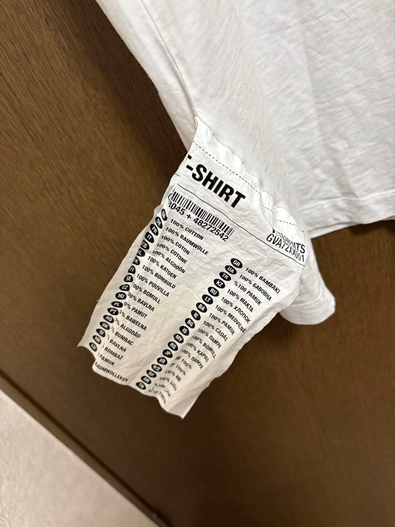 VETEMENTS ホワイトオーバーサイズ