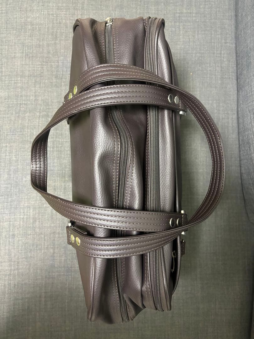 イーストボーイ　EASTBOY スクバ Venus チョコレート×シルバー 美品