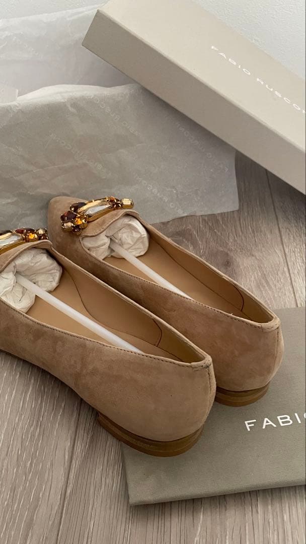 試着のみ★美品★ FABIO RUSCONI ビジュー付きフラットシューズ