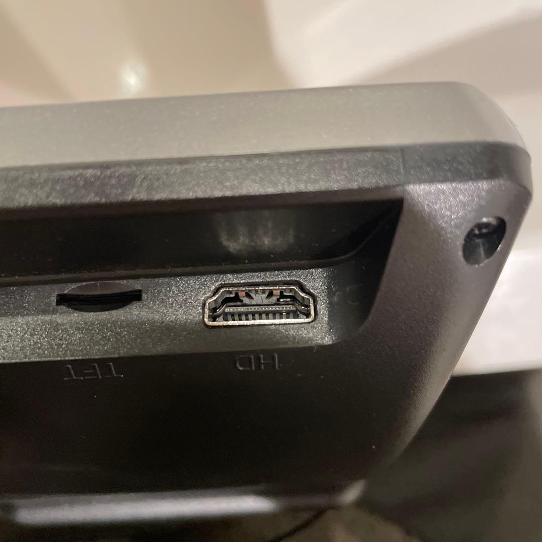 車載用モニター　DVDプレイヤー　リモコン付き