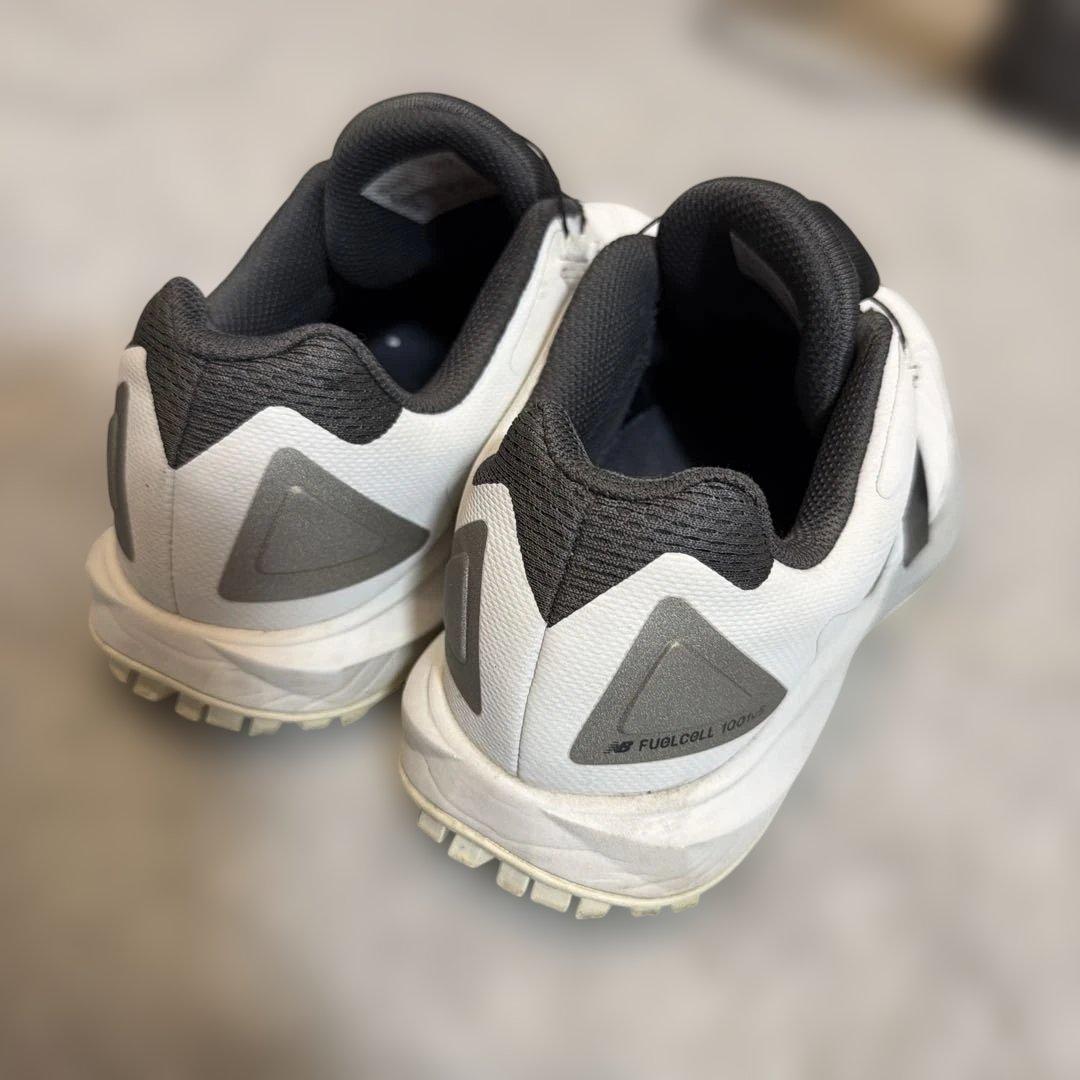 ニューバランス　ゴルフ　1001v5 人気モデル　25センチ