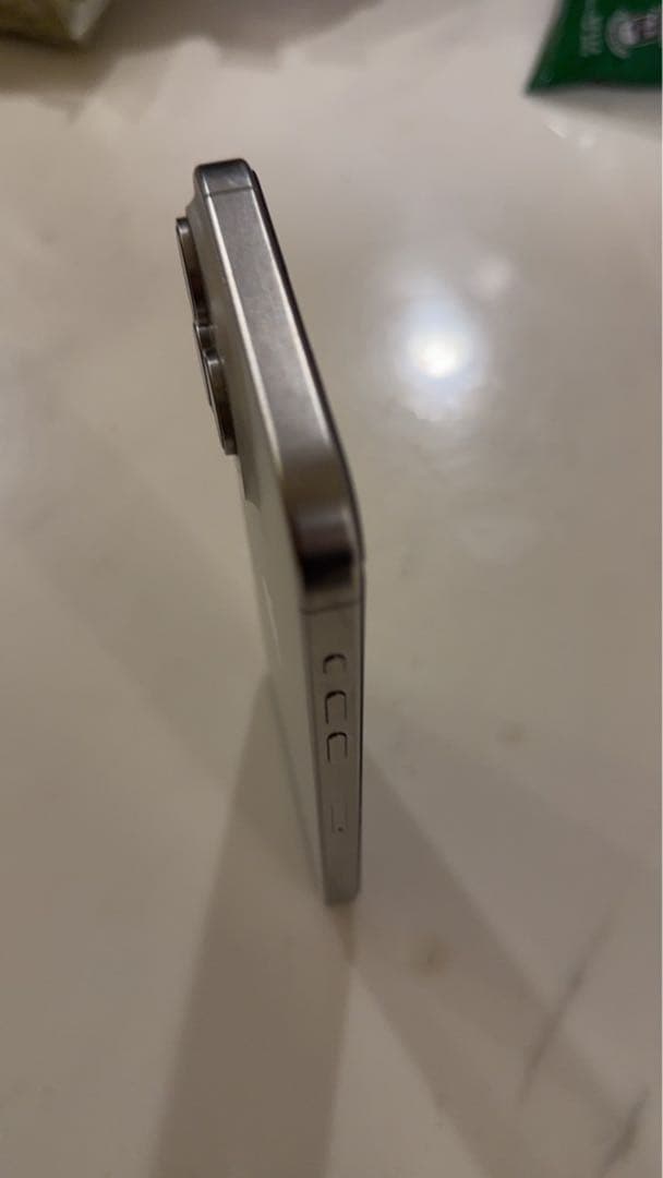 iPhone 15 Pro Max 512GB 海外版simフリー