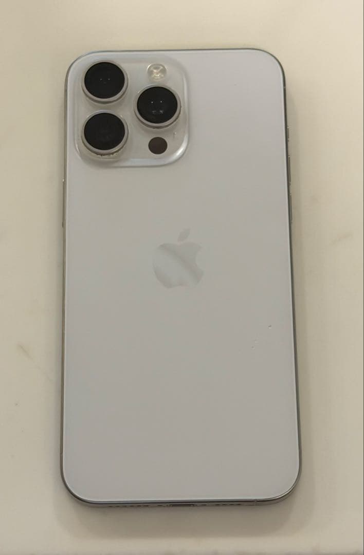 iPhone 15 Pro Max 512GB 海外版simフリー