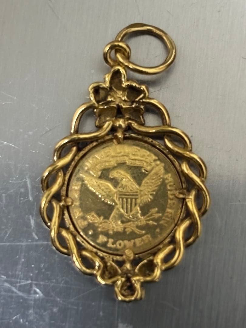 K22 プライズジュエリー モダンフラワー トップ　総重量約3.1g