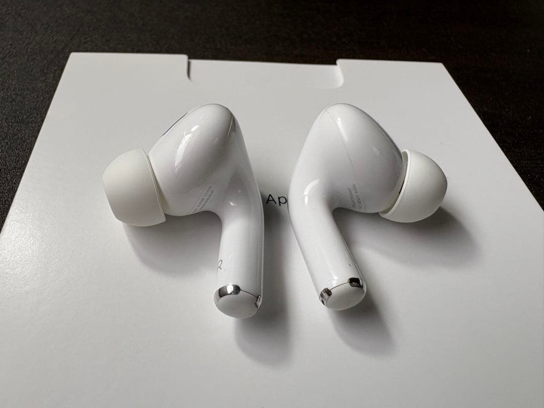 AirPods Pro2 本体 充電ケース付き