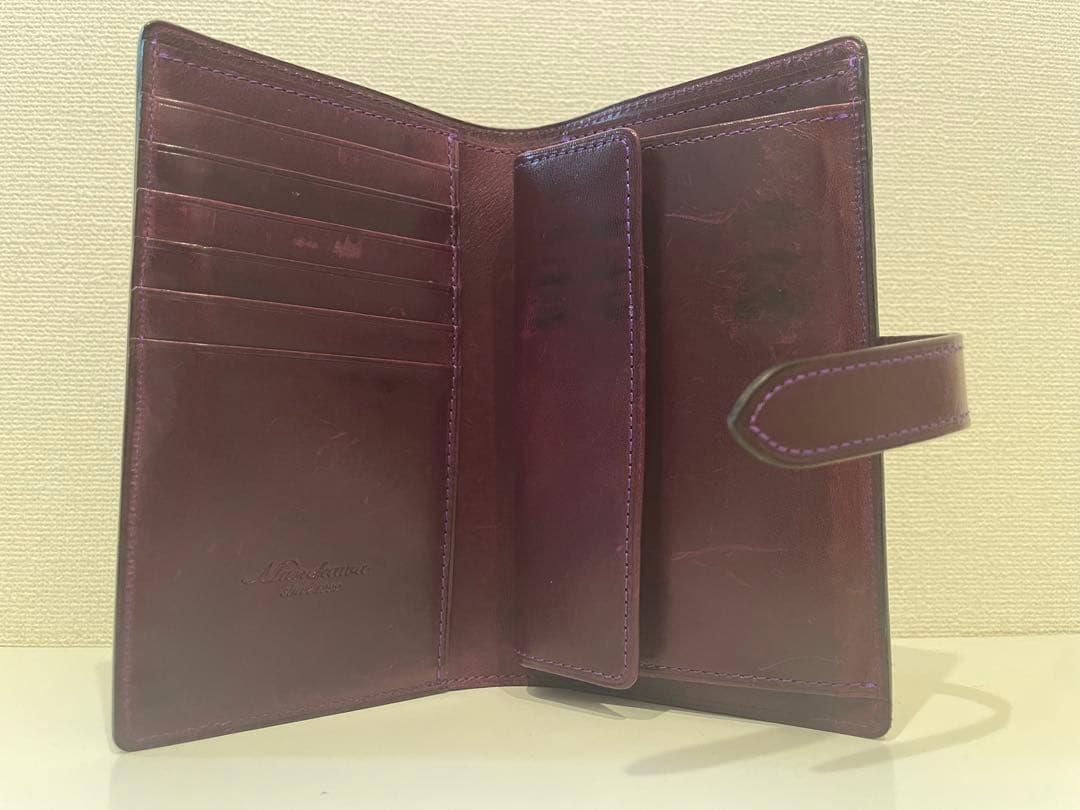 ムネカワ　Fasten ストラップ付縦長二つ折り財布Munekawa