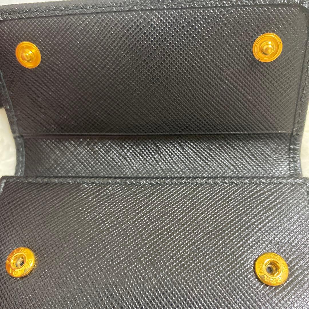 PRADA サフィアーノレザー ブラックキーケース