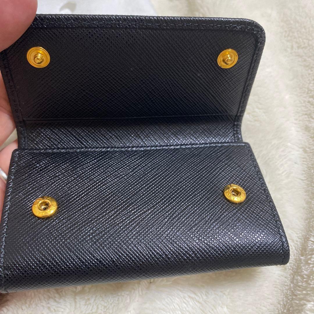PRADA サフィアーノレザー ブラックキーケース