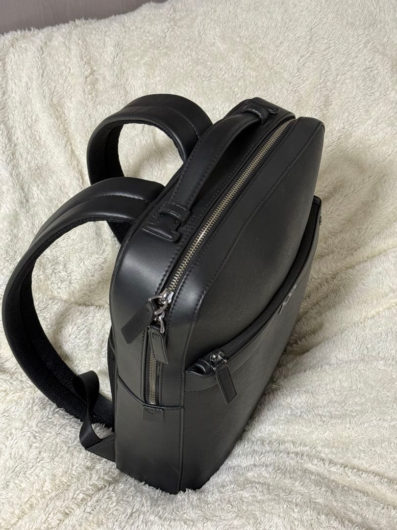 マイケルコース ブラック バックパック