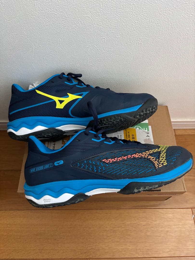 ウェーブエクシードライト2 ワイド　27.5 使用少美品