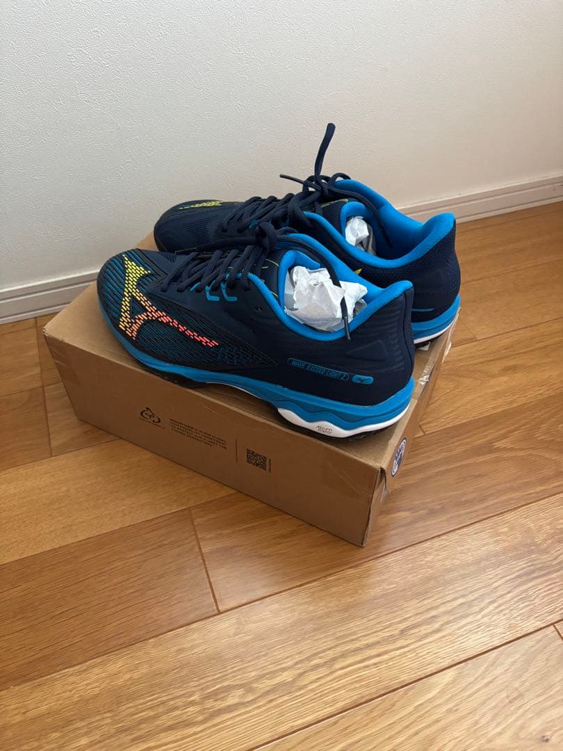 ウェーブエクシードライト2 ワイド　27.5 使用少美品