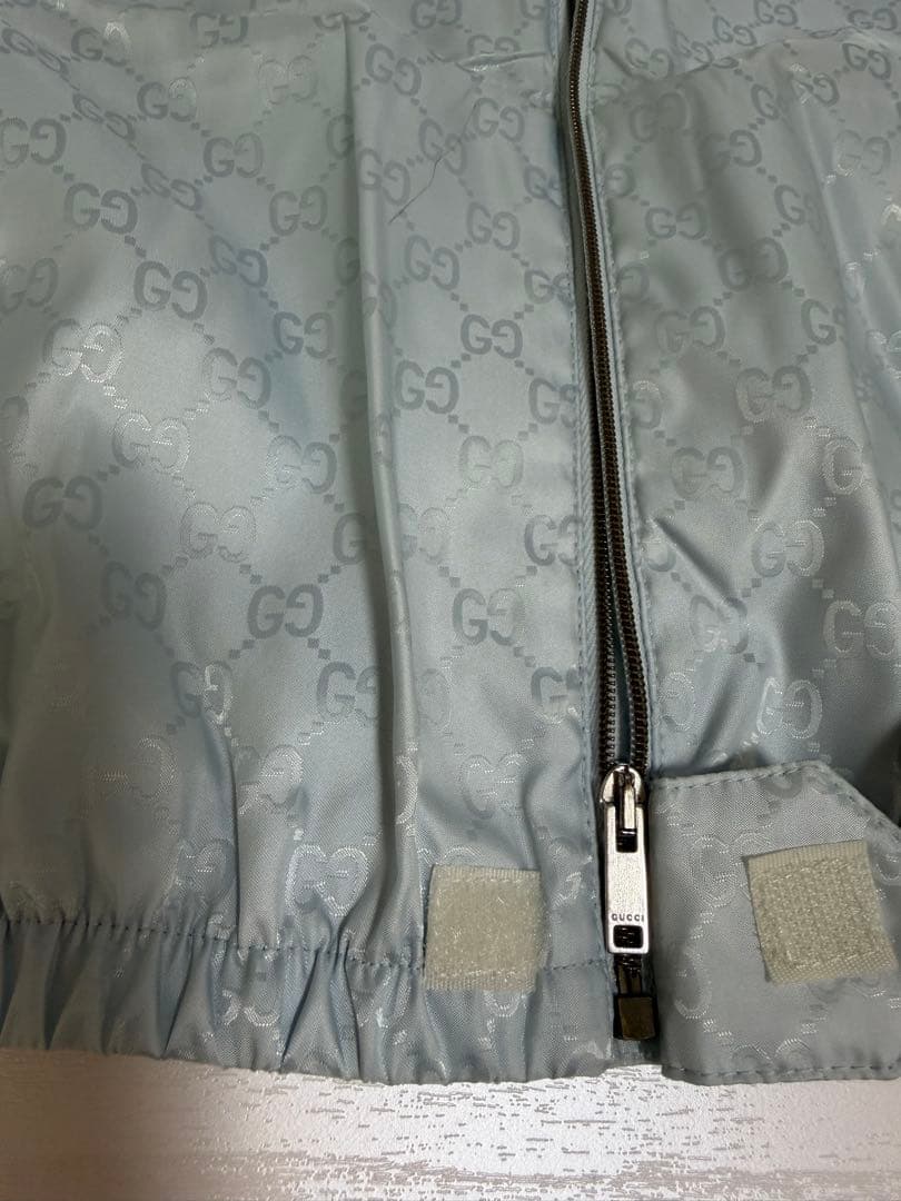 GUCCI キッズ　ウィンドパーカー