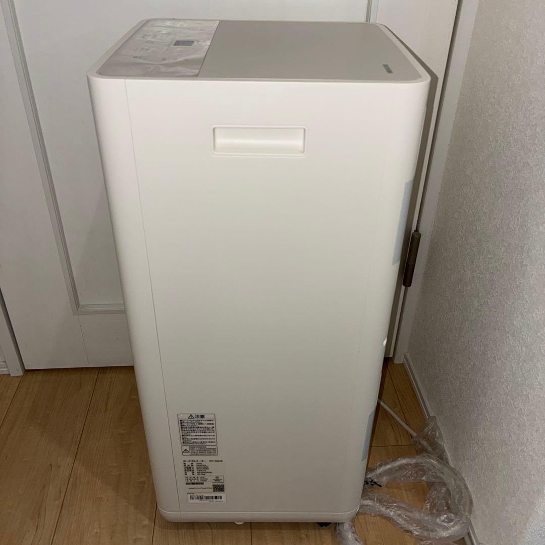 アイリスオーヤマポータブルクーラーIPP-2224S 2024年製