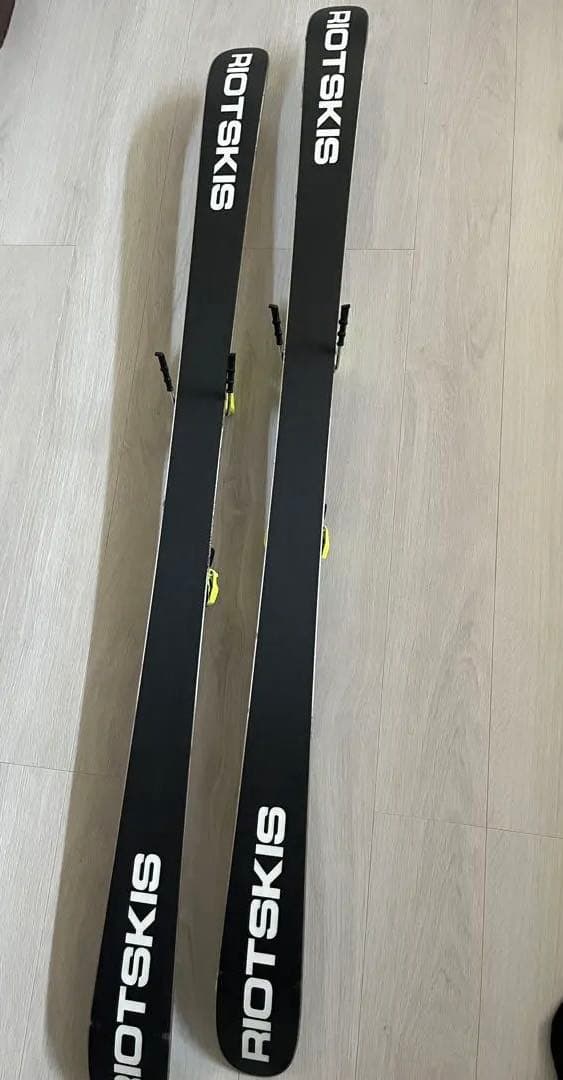 【ばりかた様専門】riot skis スキー板&ビンディング