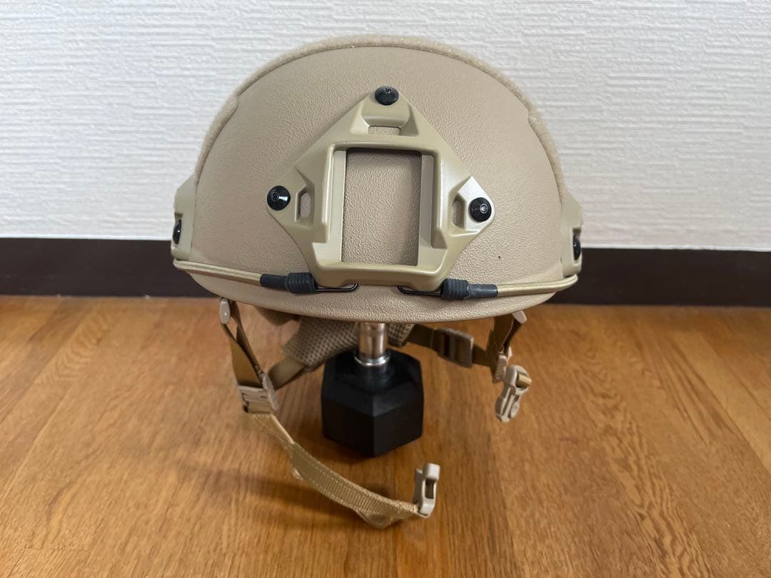 防弾ヘルメット　FAST