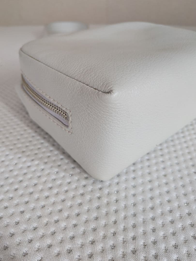 マザーハウス　SORA M 2way ショルダーバッグ　ホワイト