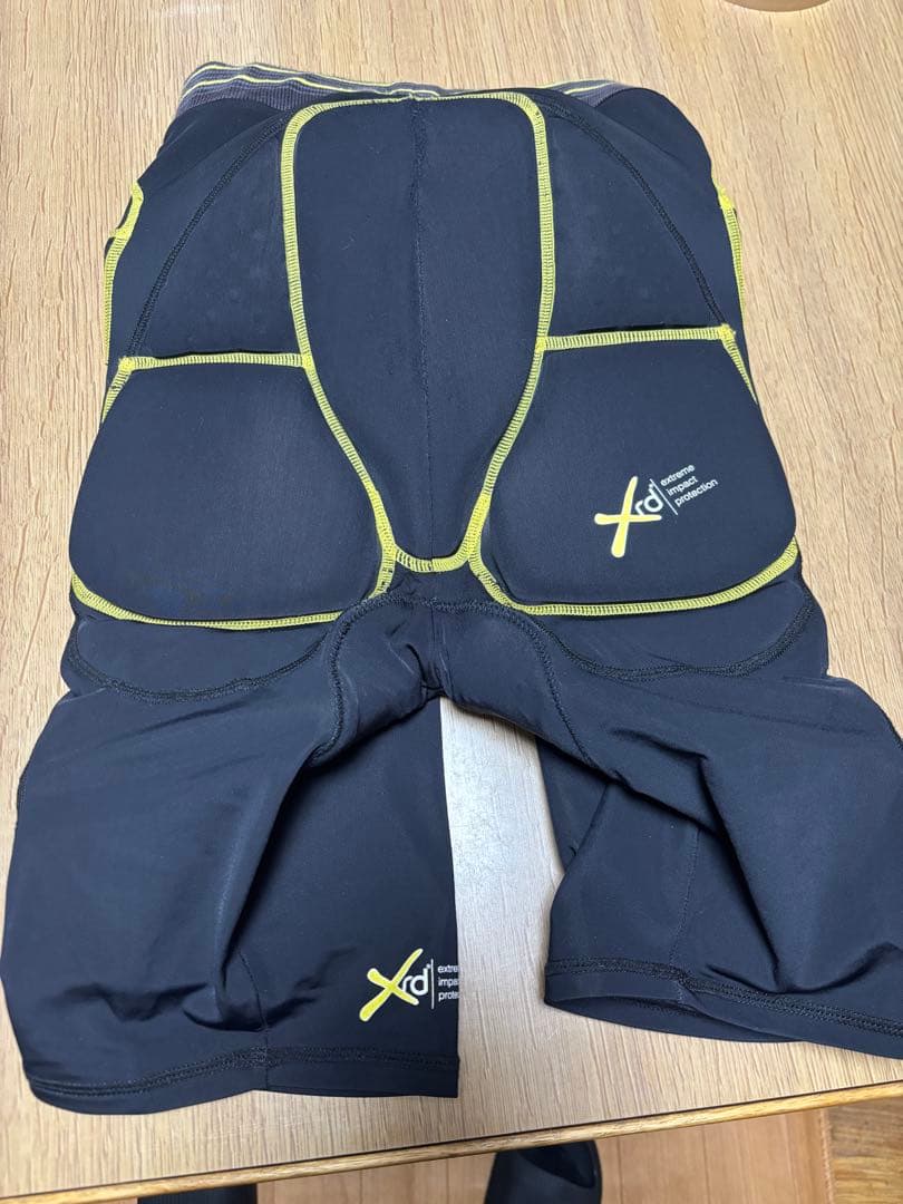 鎧武者　プロテクター　Lサイズ