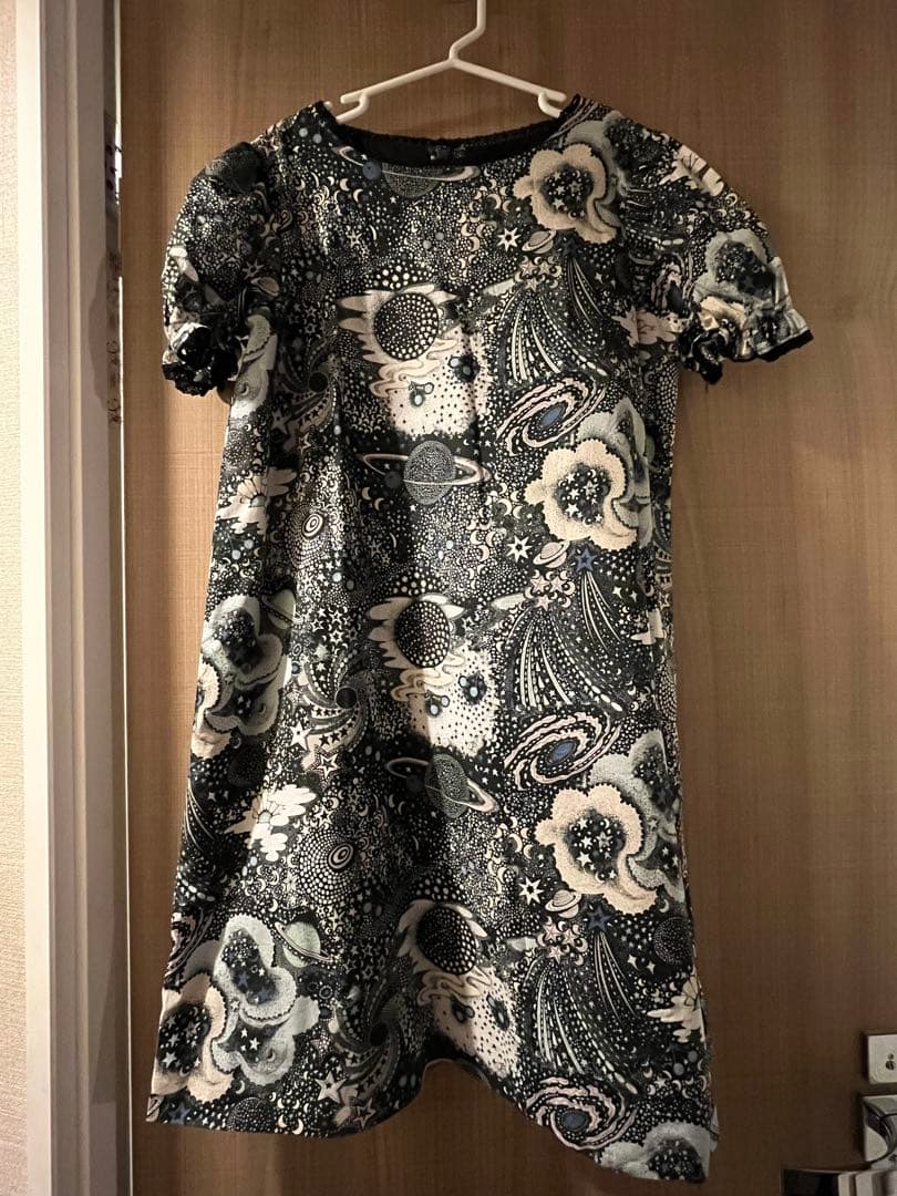 美品　ボンポワン　リバティワンピース