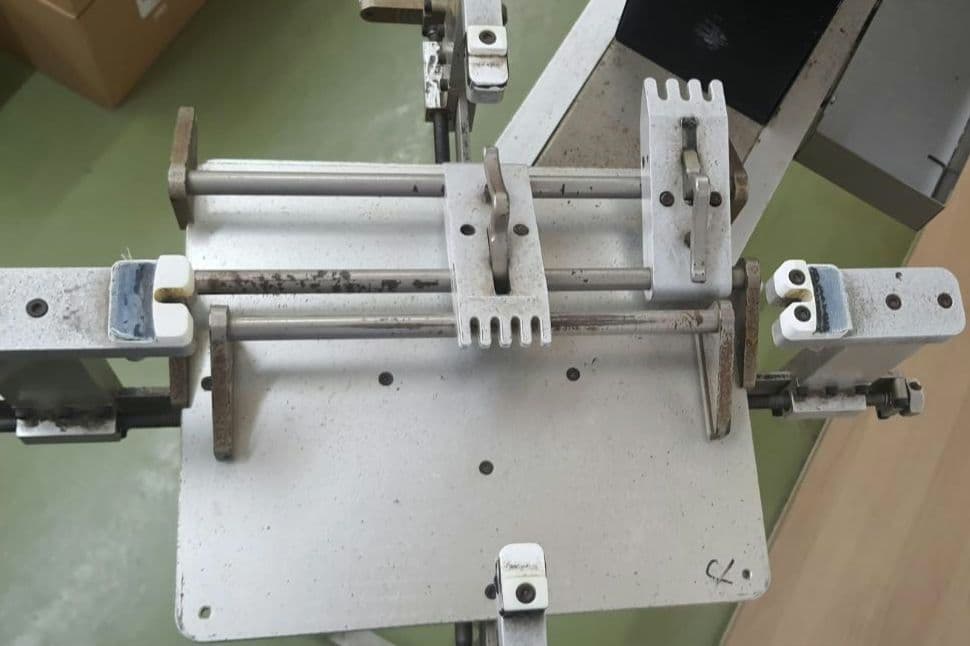 ココ【ジャンク品】ガット張り機　ストリングマシーン アシックス製