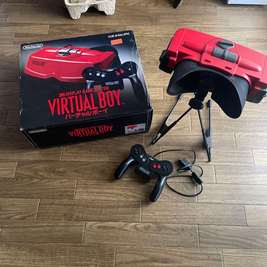 希少バーチャルボーイ　ソフト2個付き。箱、説明書付きです。
