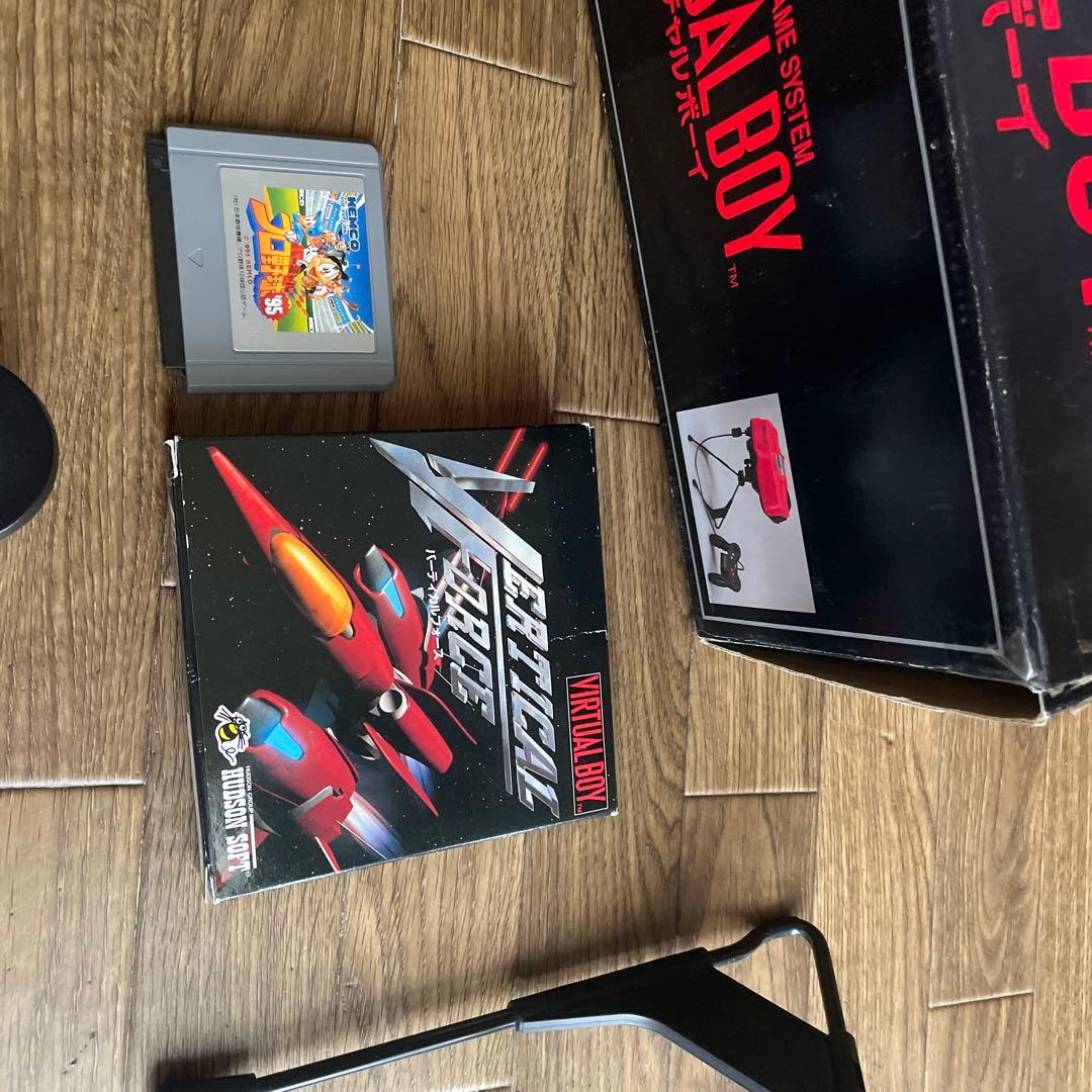 希少バーチャルボーイ　ソフト2個付き。箱、説明書付きです。