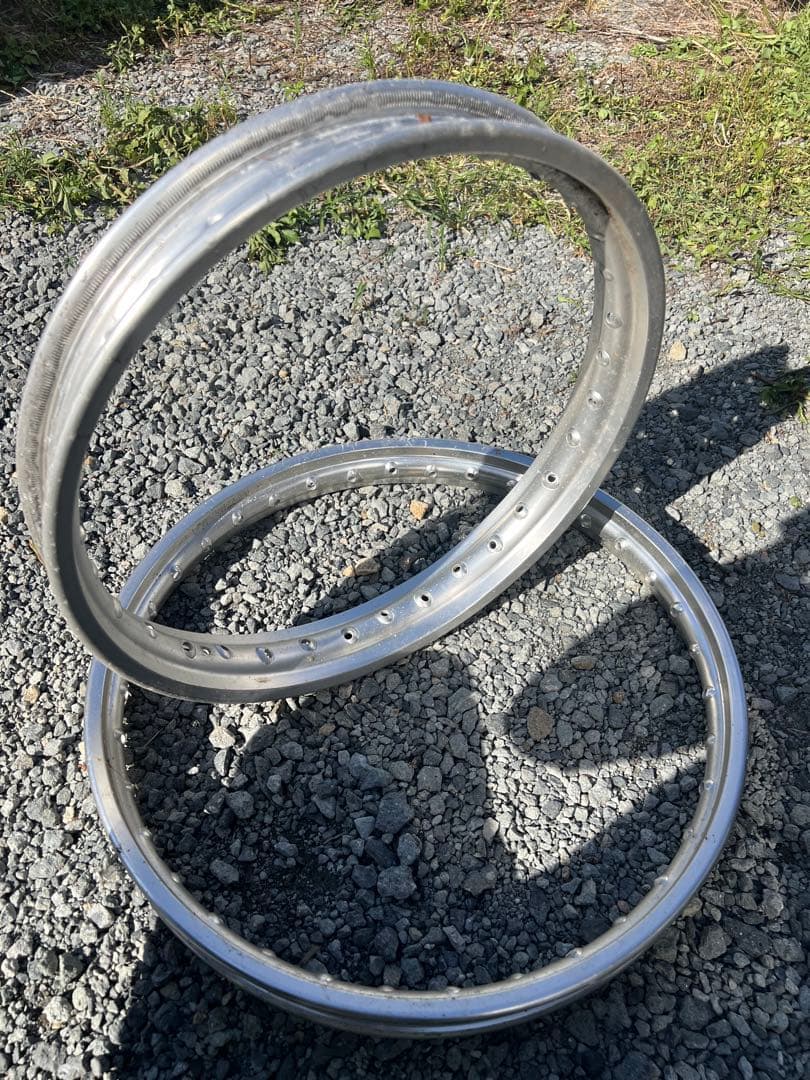ホンダXR ME08 前後リムのみ