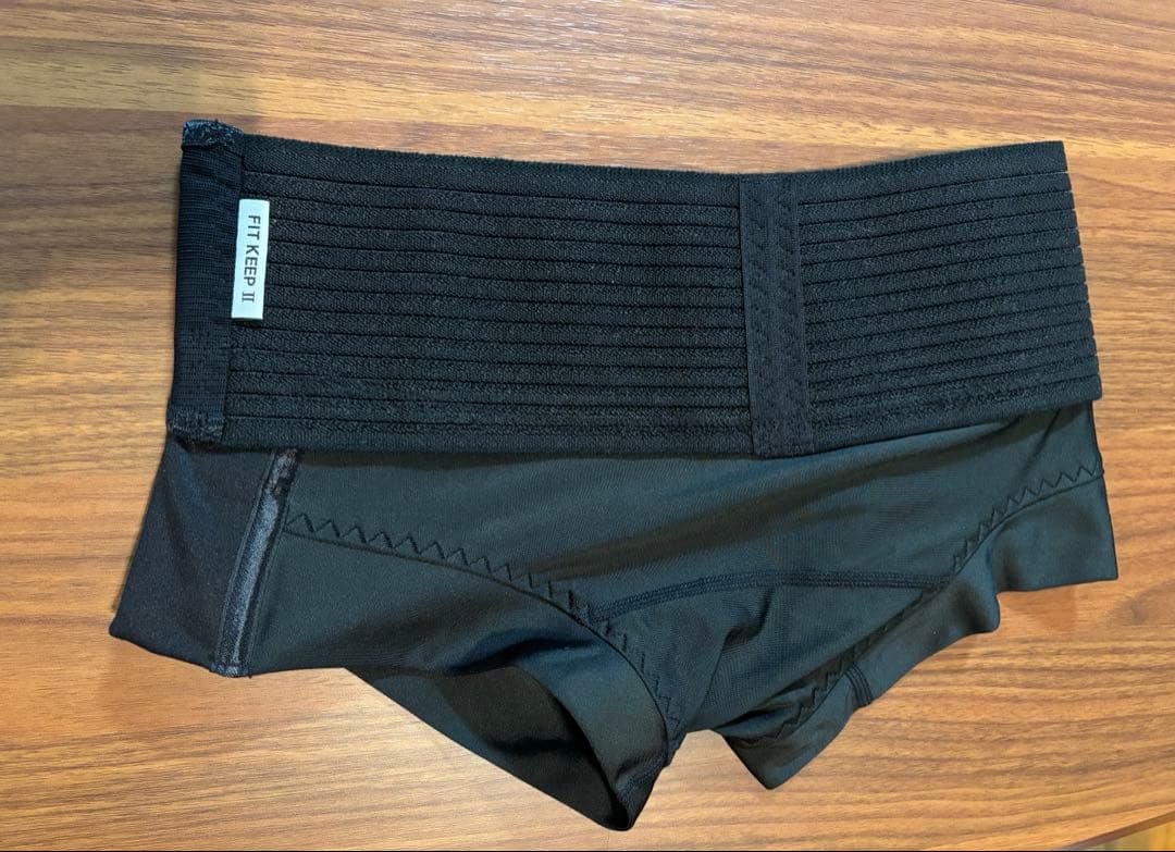 【試着のみ新品】フィットキープ2 骨盤ベルト　M