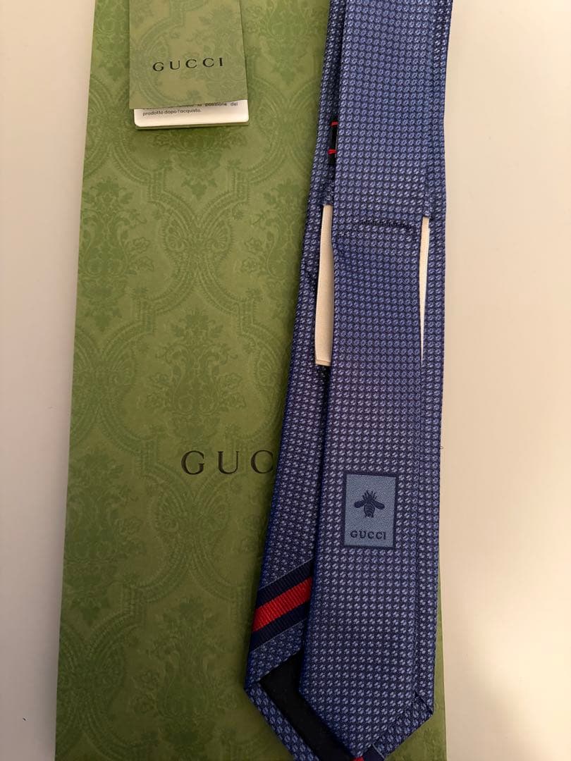 GUCCI ブルー シルク ネクタイ