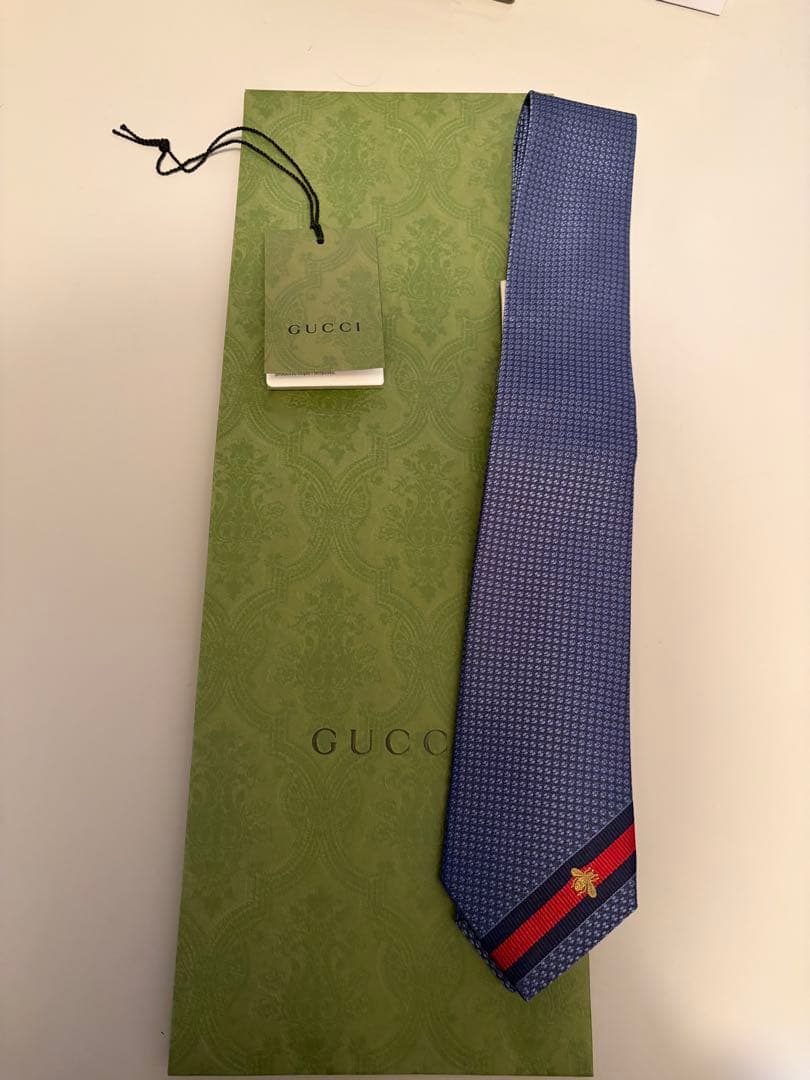 GUCCI ブルー シルク ネクタイ