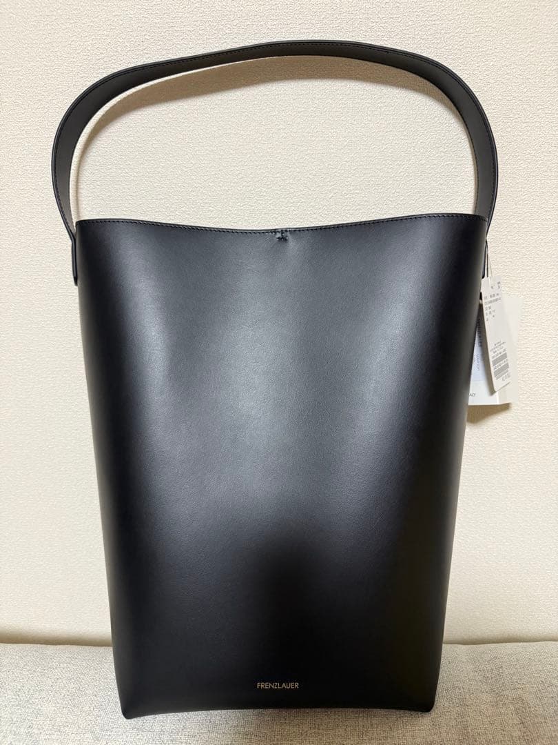 フランツロアー　FRENZLAUER MAMI LARGE トートバッグ