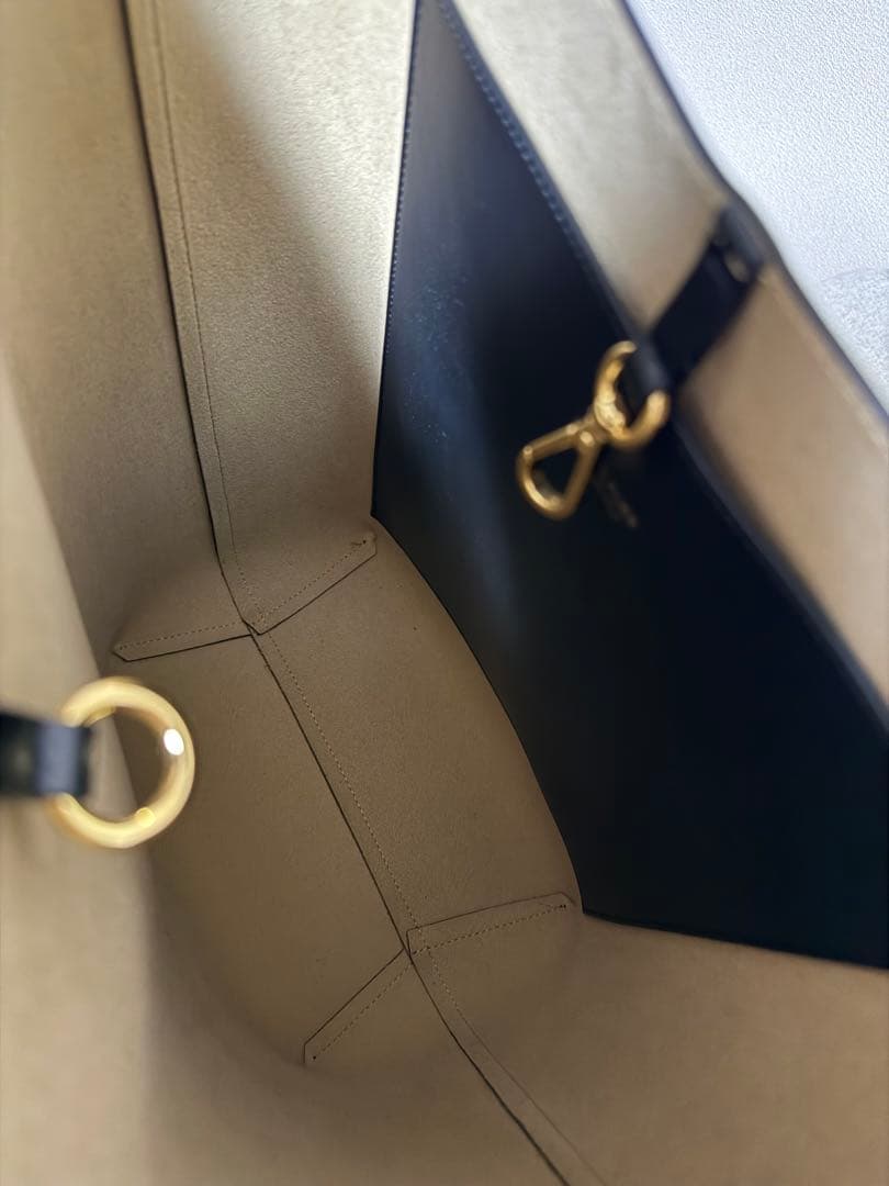 フランツロアー　FRENZLAUER MAMI LARGE トートバッグ