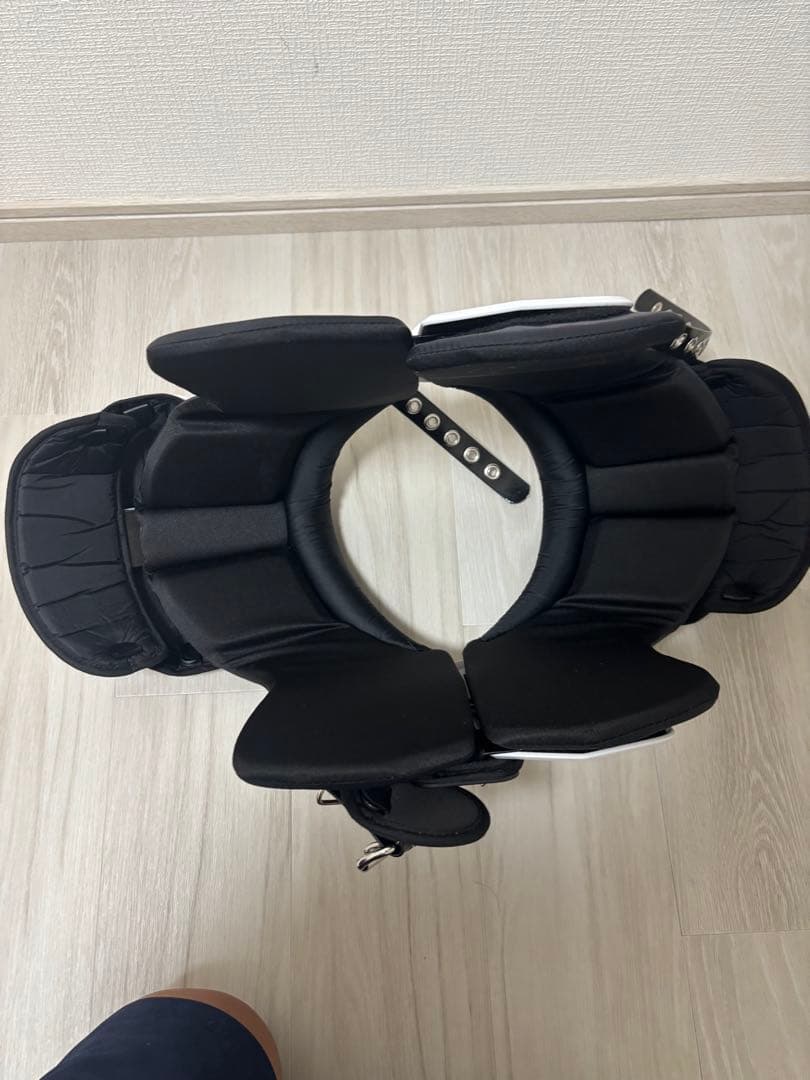 激レア　バトルショルダーパッドMサイズ　アメフト用　大人用　アダルトサイズ
