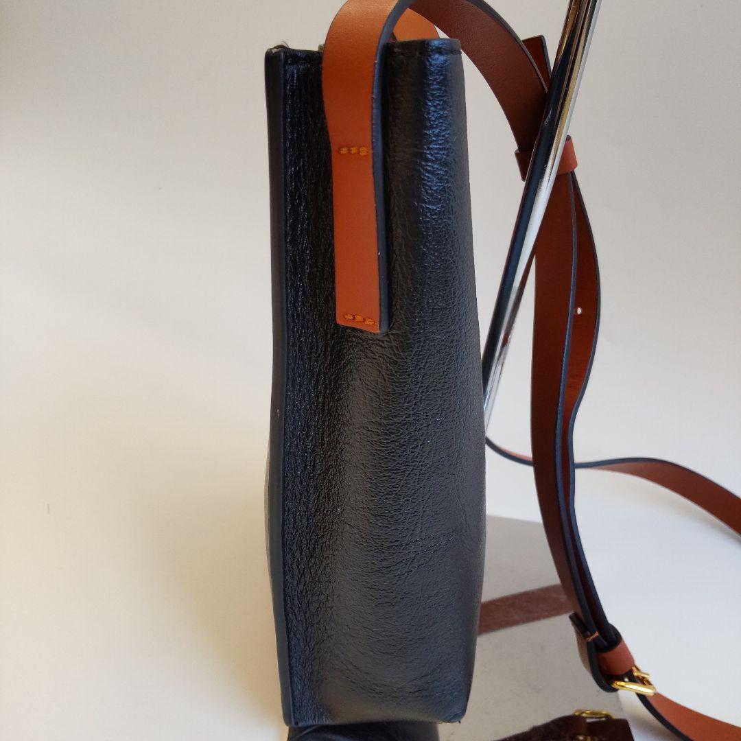 美品 マルニ MUSEO NANO SOFT レザー ショルダーバッグ ブラック