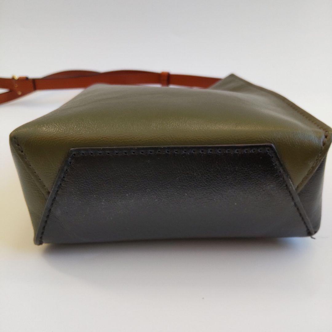 美品 マルニ MUSEO NANO SOFT レザー ショルダーバッグ ブラック