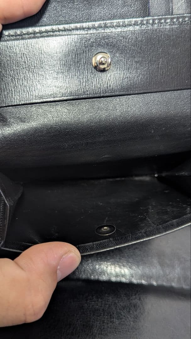 ココマイスター　 カヴァレオカンガ　三つ折り財布 ブラック