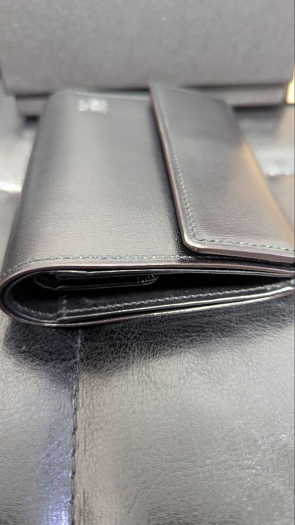 ココマイスター　 カヴァレオカンガ　三つ折り財布 ブラック