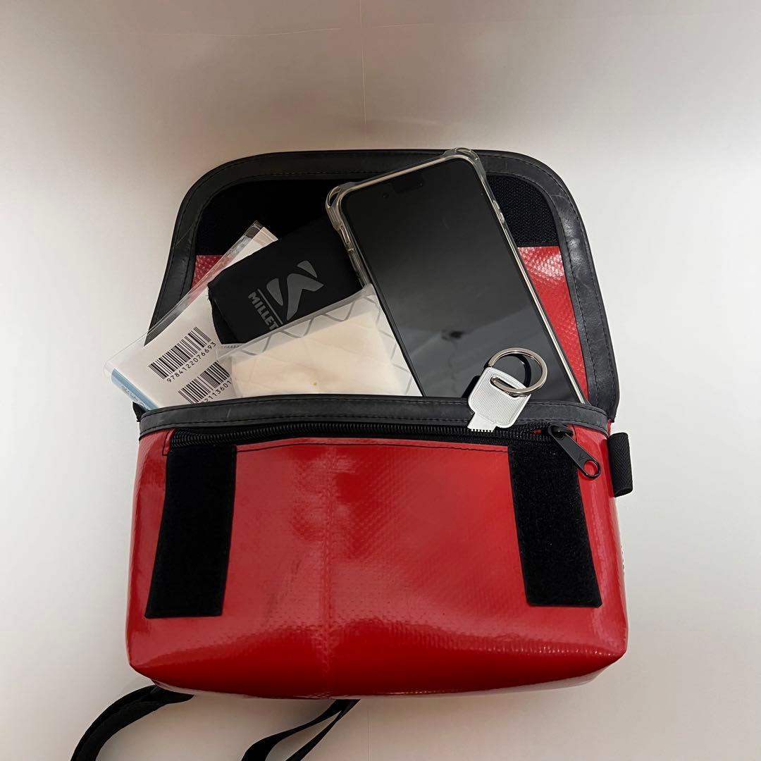 FREITAG F40 JAMIE メッセンジャーバッグ　 赤・青・白