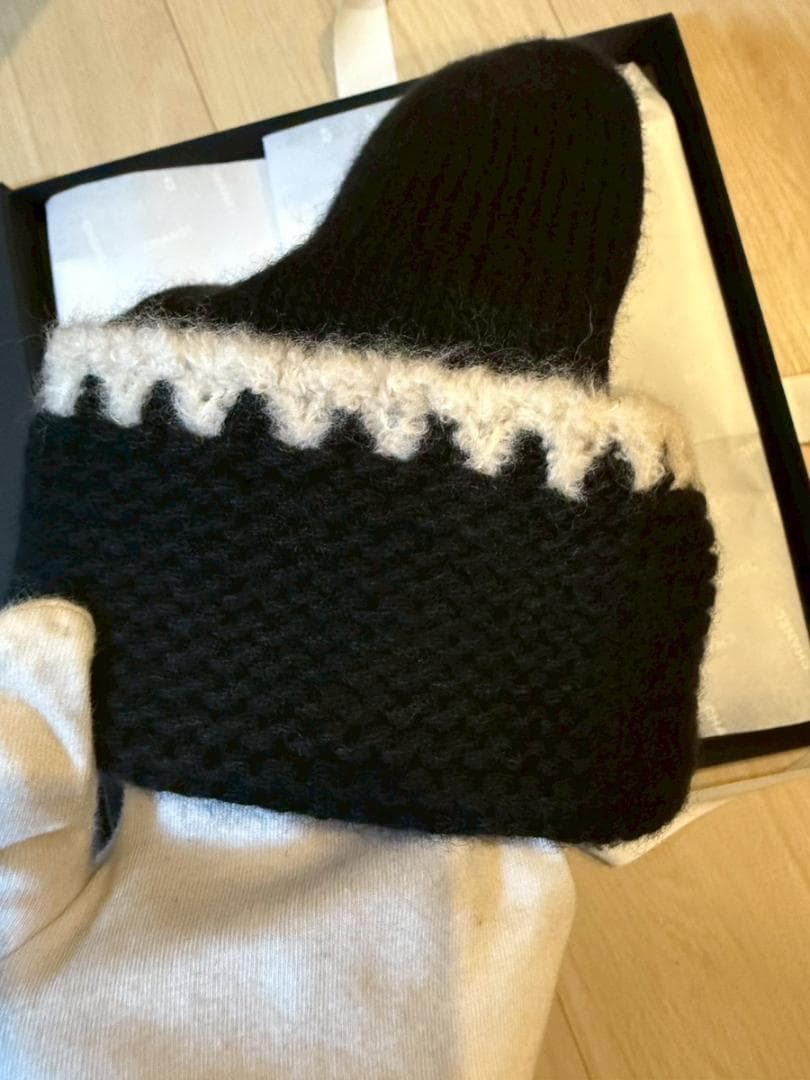 ❤︎　CHANEL ロゴ入りニット帽 ブラック 人気完売商品