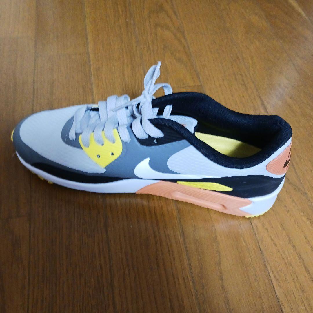 ナイキゴルフシューズ